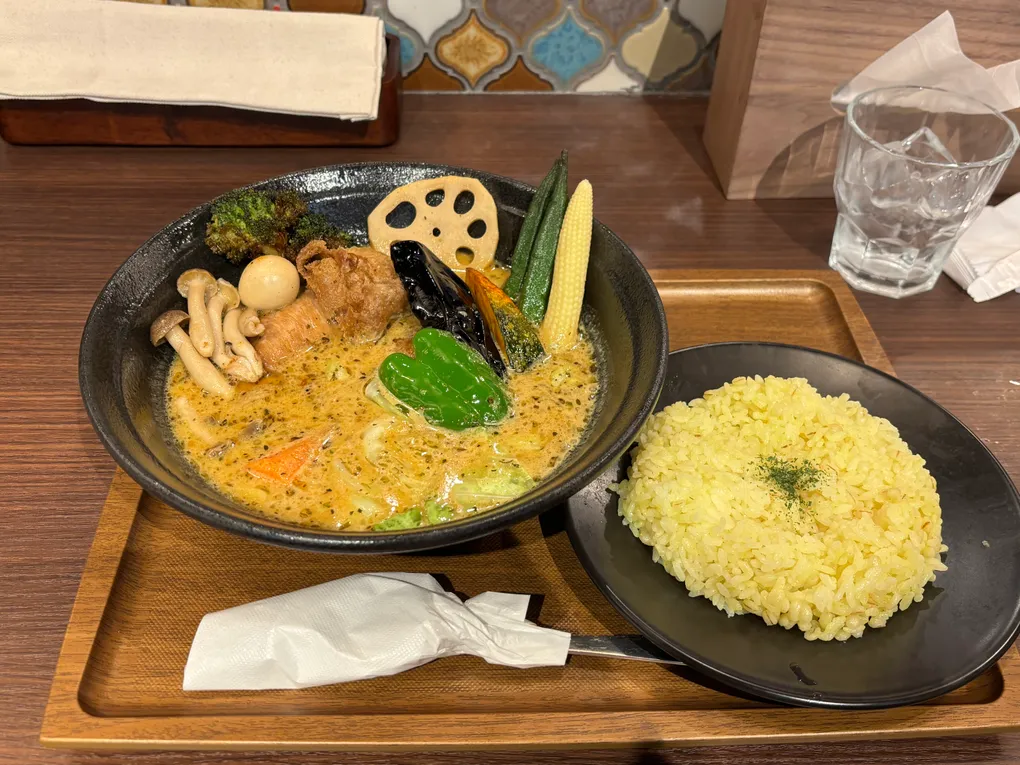 カレーうますぎンゴ